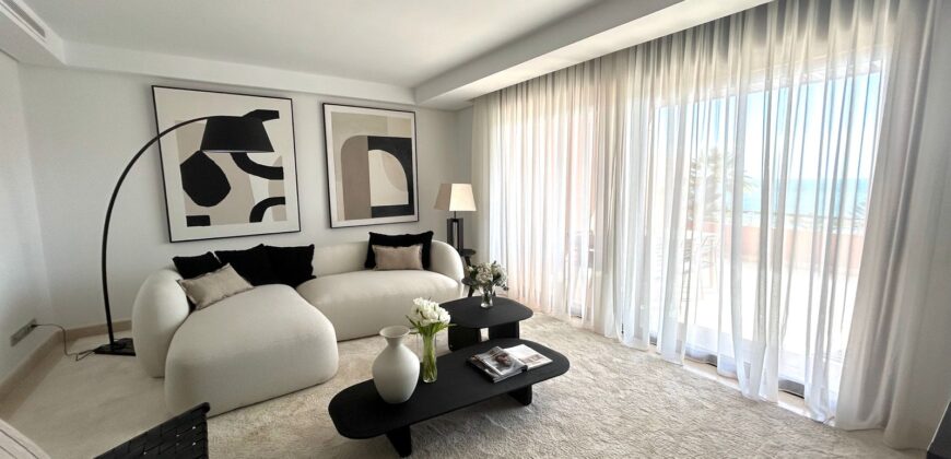 Modern Beachfront Duplex Penthouse