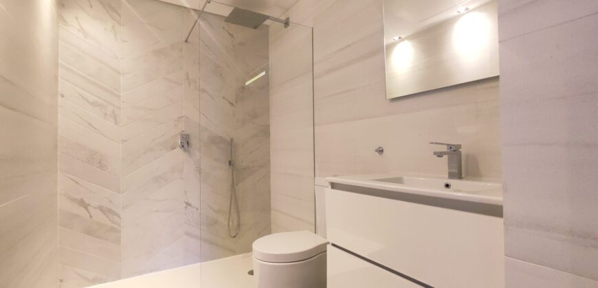 Modern unfurnished 3 bedroom garden apartment
