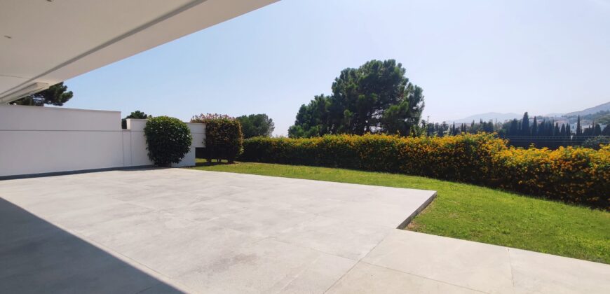 Modern unfurnished 3 bedroom garden apartment