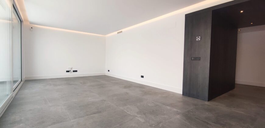 Modern unfurnished 3 bedroom garden apartment