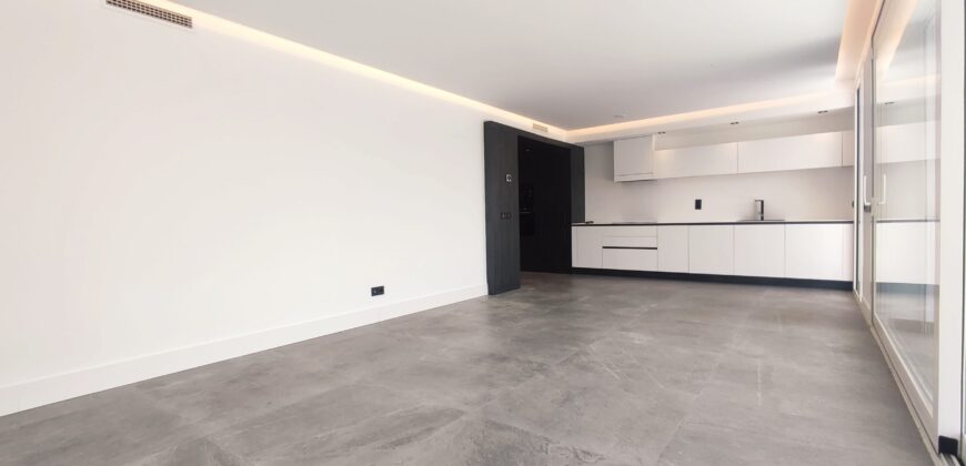 Modern unfurnished 3 bedroom garden apartment