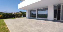 Modern unfurnished 3 bedroom garden apartment