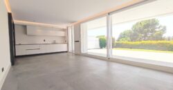 Modern unfurnished 3 bedroom garden apartment