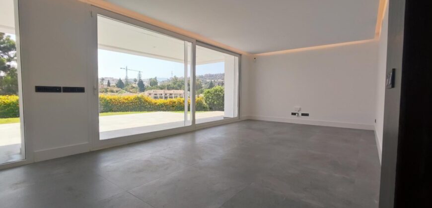 Modern unfurnished 3 bedroom garden apartment