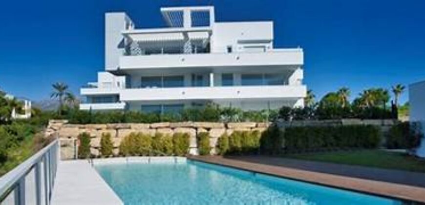 Modern unfurnished 3 bedroom garden apartment