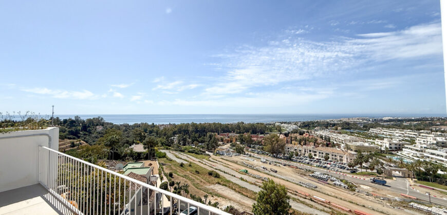 Elegant 3-Bedroom Duplex Penthouse with Private Rooftop Pool