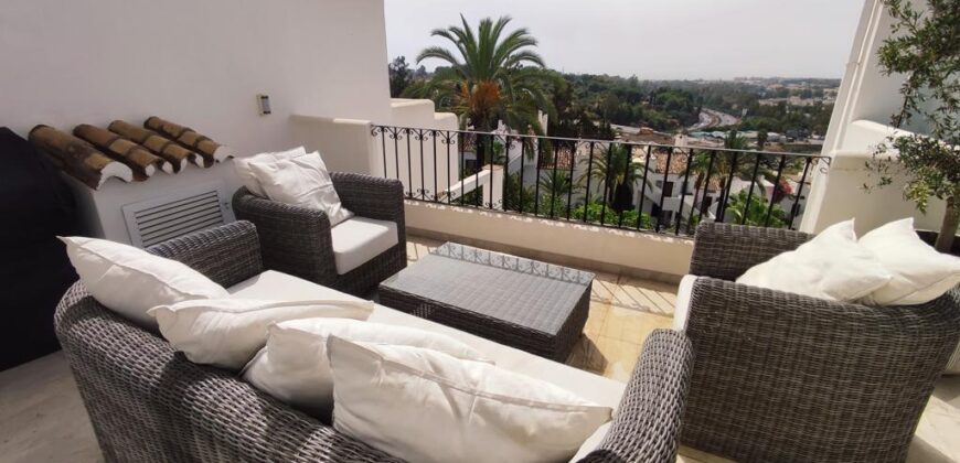 Modern 3 bedroom townhouse in Club Sierra, Marbella