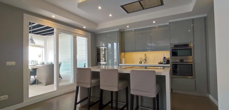 Modern 3 bedroom townhouse in Club Sierra, Marbella