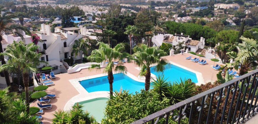 Modern 3 bedroom townhouse in Club Sierra, Marbella