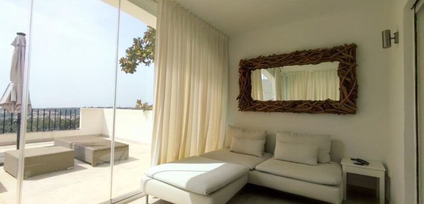 Modern 3 bedroom townhouse in Club Sierra, Marbella