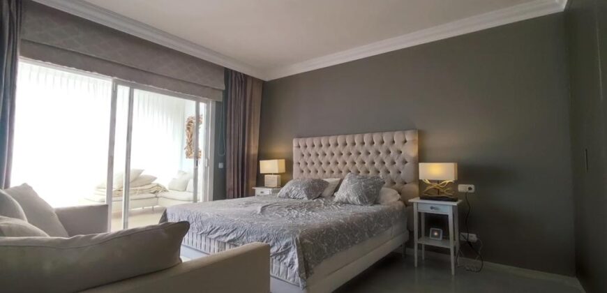 Modern 3 bedroom townhouse in Club Sierra, Marbella