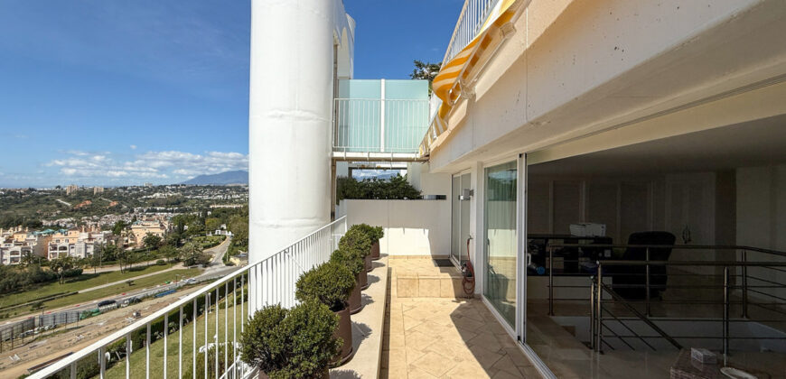 Elegant 3-Bedroom Duplex Penthouse with Private Rooftop Pool