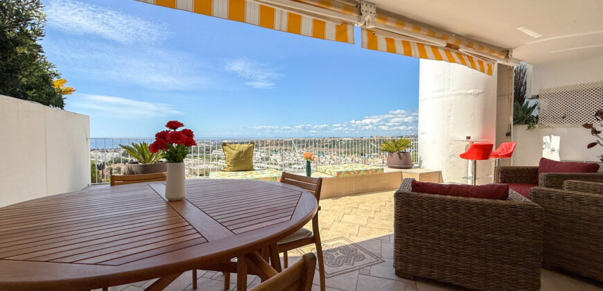 Elegant 3-Bedroom Duplex Penthouse with Private Rooftop Pool