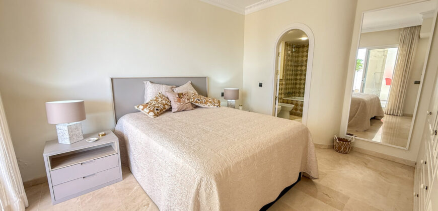 Elegant 3-Bedroom Duplex Penthouse with Private Rooftop Pool