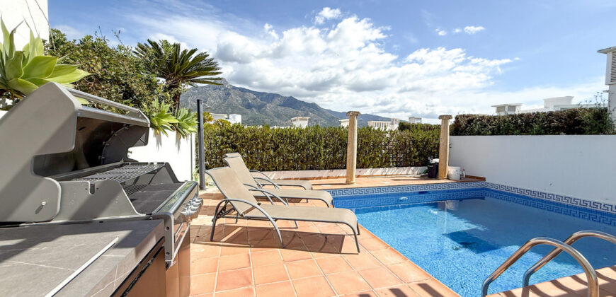 Elegant 3-Bedroom Duplex Penthouse with Private Rooftop Pool