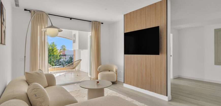 Luxury 3 Bedroom Apartment for Sale in Nueva Andalucía, Marbella