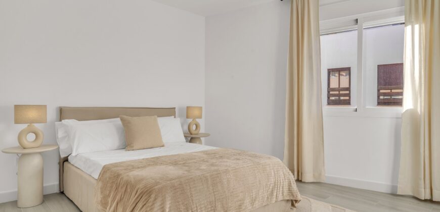 Luxury 3 Bedroom Apartment for Sale in Nueva Andalucía, Marbella