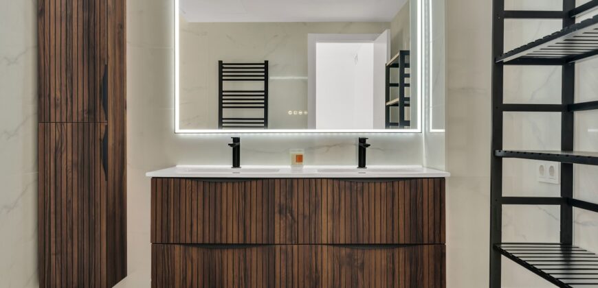 Luxury 3 Bedroom Apartment for Sale in Nueva Andalucía, Marbella