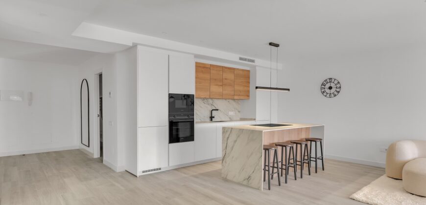 Luxury 3 Bedroom Apartment for Sale in Nueva Andalucía, Marbella