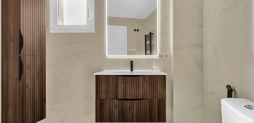 Luxury 3 Bedroom Apartment for Sale in Nueva Andalucía, Marbella