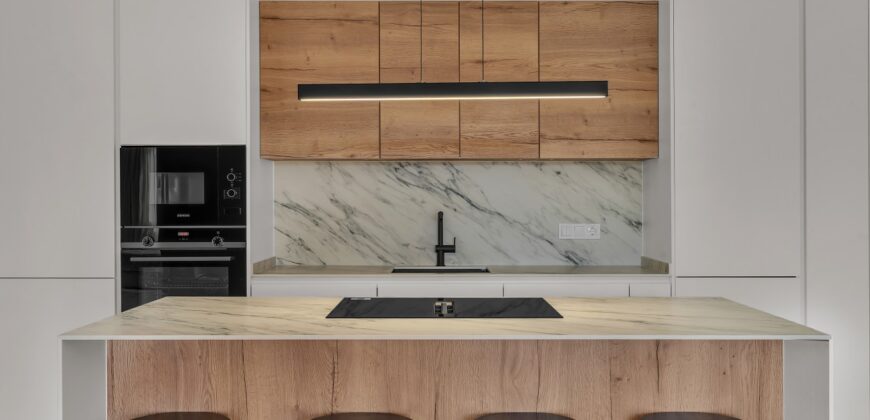 Luxury 3 Bedroom Apartment for Sale in Nueva Andalucía, Marbella