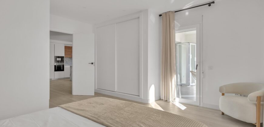 Luxury 3 Bedroom Apartment for Sale in Nueva Andalucía, Marbella