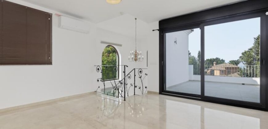 Luxury Refurbished Villa for Sale in El Rosario, Marbella