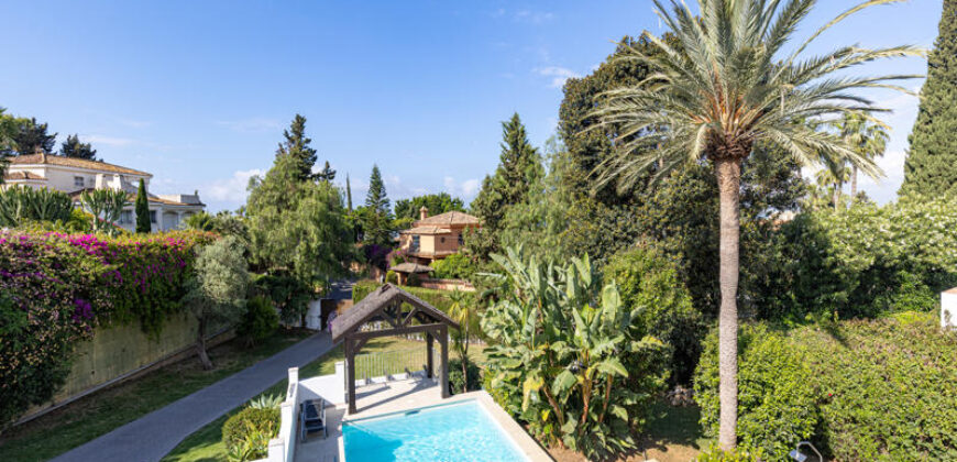 Luxury Refurbished Villa for Sale in El Rosario, Marbella