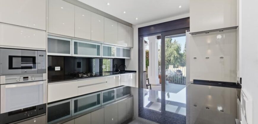 Luxury Refurbished Villa for Sale in El Rosario, Marbella