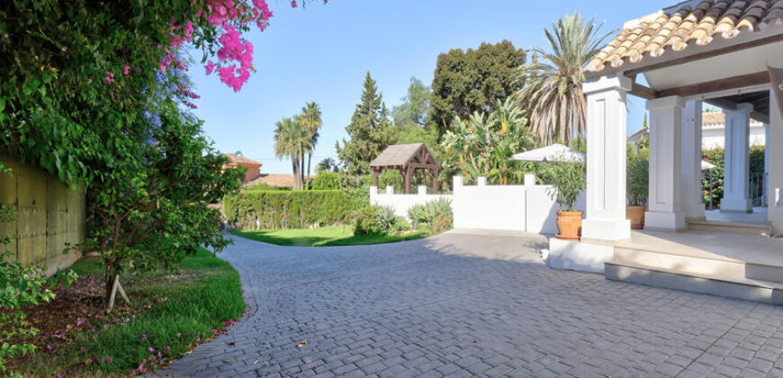 Luxury Refurbished Villa for Sale in El Rosario, Marbella