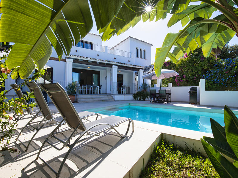 Luxury Refurbished Villa for Sale in El Rosario, Marbella